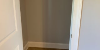 Charming Home with Large Backyard Near Radford University Gallery 12