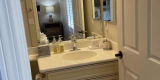 60189 Poinsettia Place Gallery 30