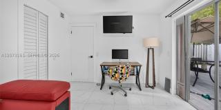8490 SW 154th Cir Ct Gallery 34