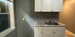 Newly Refreshed 1 bedroom 1 bathroom Duplex - $99 Move In Special Gallery 8