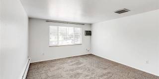 Twin Maples Gallery 21