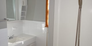 1208 N Lakeview Dr Gallery 7