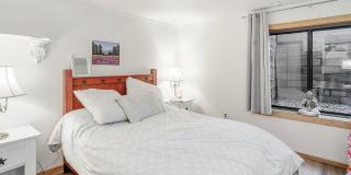 FRISCO ! Furnished! 1 pet negotiable!  An Artist's retreat! Must see. Gallery 25