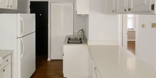 3708-3714 North Sheffield Gallery 4