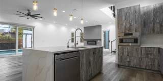 2700 N MYRTLE AVENUE Gallery 5