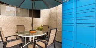 1249 South Bundy Gallery 13