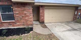 Welcome to 258 Western Dr in Kyle, TX! Gallery 1