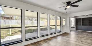 6707 Desilu Dr. Gallery 7