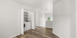 528 Lake Court Gallery 19