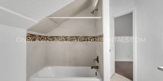 271 N 200 E Gallery 18