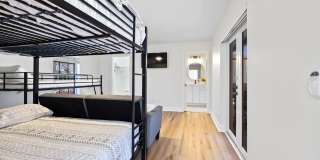 Pool Home for rent Gallery 3