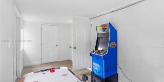 1408 N 23rd St Gallery 21