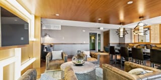 Union West Gallery 17