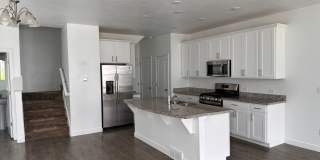 Beautiful Home in Lehi Gallery 1