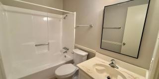 3-bed/2-bath near Paluxy/Grande! Gallery 13
