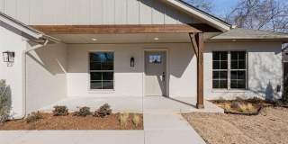 1521 Cruce Street Gallery 3