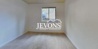 $990 rent credit if you move in by 11/30/25! 2-bedroom home with utilities included near I-405 Gallery 32