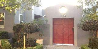 Large Updated Two-Story Townhouse For Rent Gallery 3