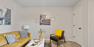 2555 Bradford Court Gallery 7