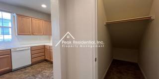 Beautiful 4bd/2.5ba Folsom Home with 2 Car Garage! Gallery 11