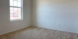 SOLAR HOME * CORNER HOUSE * HUGE BACK YARD * NICE PERRIS HOME. Gallery 8