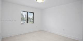 5823 NW 30th ave Gallery 21