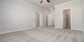 106 Basil Street Gallery 12