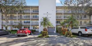 101 SW 132nd Way Gallery 1