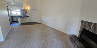 Beautifully Renovated, Top Floor, 2 Bedroom 2 Bath East Boulder Condo for Rent! Gallery 5