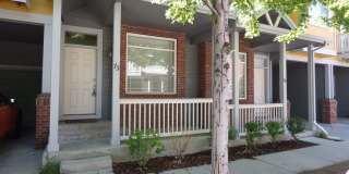 Beautiful Townhome in South Longmont Gallery 1