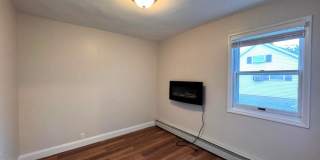 38 Hunting St. Gallery 10