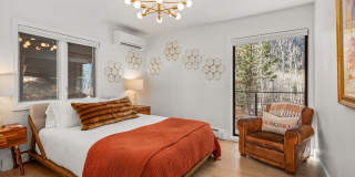 262 Eastwood Drive Gallery 33