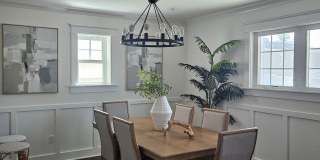 3 Bedroom Plus Home with Roof Top Deck Gallery 42