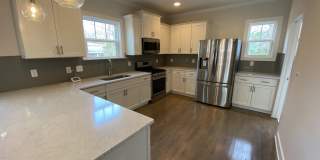 Room in 4 Bedroom Home at Merrick St Room in 4 Bedroom Home at Merrick St Gallery 1