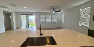 BRAND NEW HOME IN ALORAVITA IN PEORIA Gallery 13