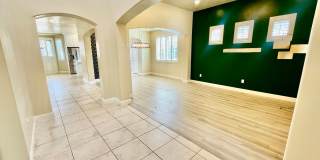 Beautiful Five Bedroom with Office in Desert Hills Gallery 5