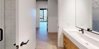 Nevéseno Gallery 108