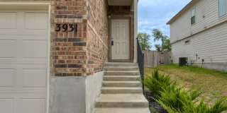 SPACIOUS 4-BEDROOM HOME IN SOMERSET TRAILS Gallery 4