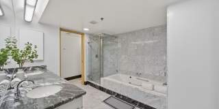 Island View at Waikiki Landmark: Waikiki Luxury Condo w/ Pool, Spa, Gym &amp; Lanais Gallery 21