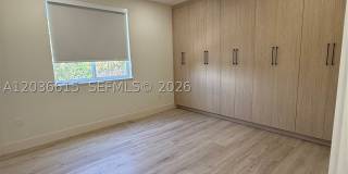3326 Elizabeth St Gallery 40