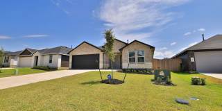 For Lease | 4 Bed, 2 Bath | 1,573 Sq Ft | Mill Creek Community | Gallery 1