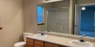 Very Nice 3 Bedroom 2.5 Bathroom  ***2021 Sq. Ft Living Space***Located in Central Point with a Large Bonus Room Gallery 15