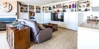 2110 Locust St Gallery 31
