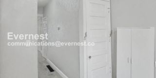 1311 Mason Street Gallery 14