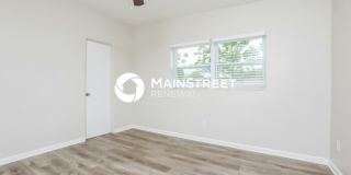 5730 Oleander Drive Gallery 8