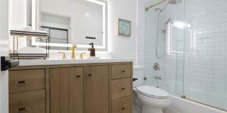 16933 Bluewater Gallery 16