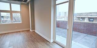 3833 N Broadway Gallery 54