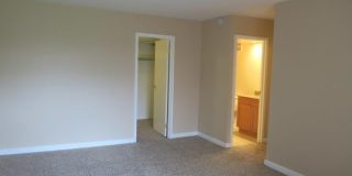 1605 E Central Road Gallery 11