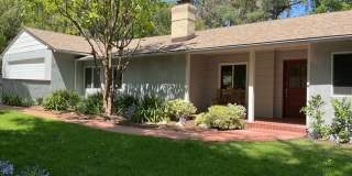 La Cañada Schools-  Family Home - Natural Hardwood, 2 car attached garage, Central A/C, New Appliances, expansive backyard entertaining space Gallery 35