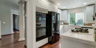 Spacious 4BR / 3BA Home in Desirable Bethany Area Gallery 12